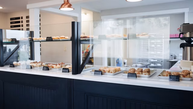 Gogo’s Handcrafted Cinnamon Rolls